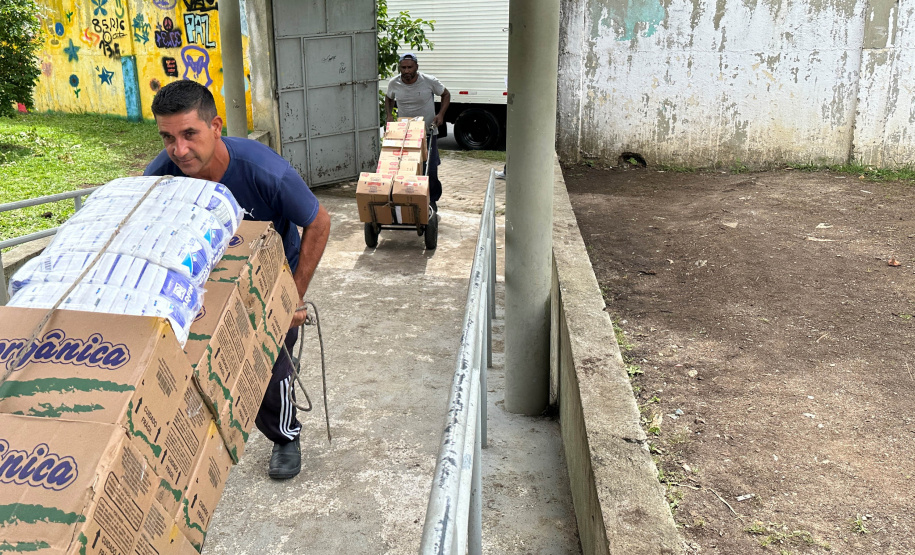 FUNDEPAR ENTREGA QUINTA REMESSA ALIMENTOS