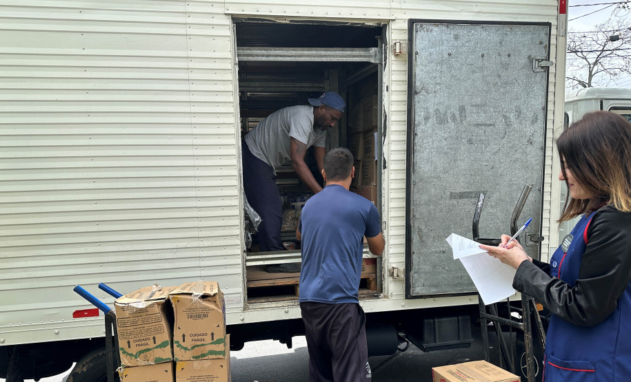 FUNDEPAR ENTREGA QUINTA REMESSA ALIMENTOS