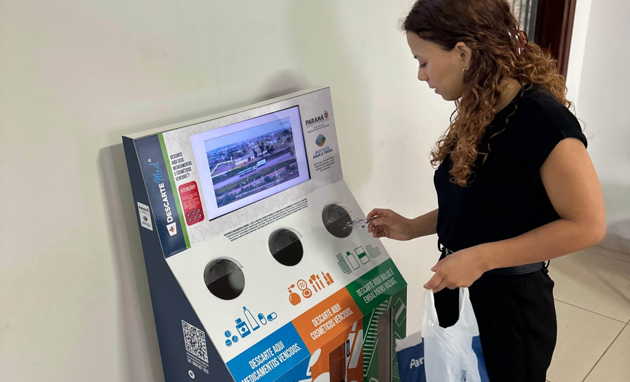 Totem para coleta de medicamentos vencidos começou a funcionar nesta quinta-feira (7) na sede do IAT de Cianorte