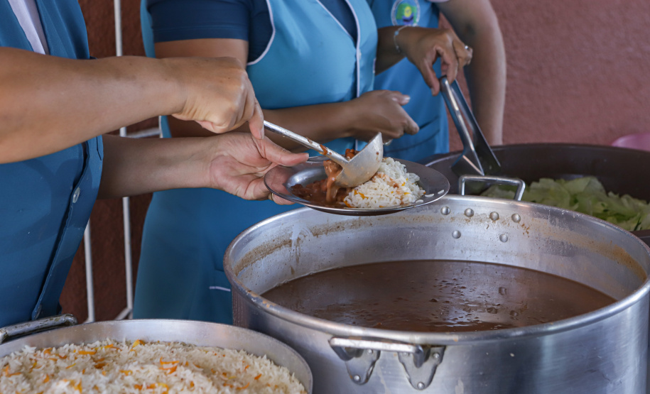 Em uma disputa de dar água na boca, Educação divulga finalistas do concurso Melhor Merenda Escolar do Paraná