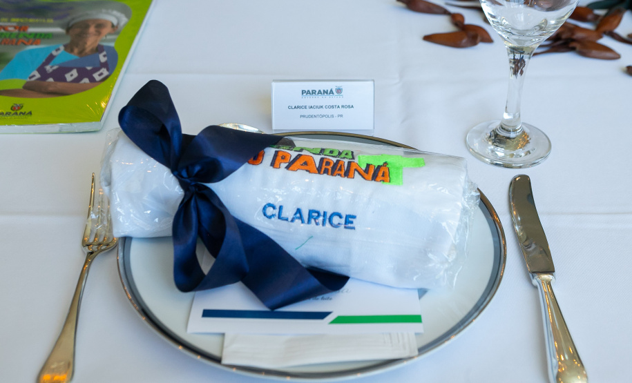 MERENDEIRAS CONCURSO