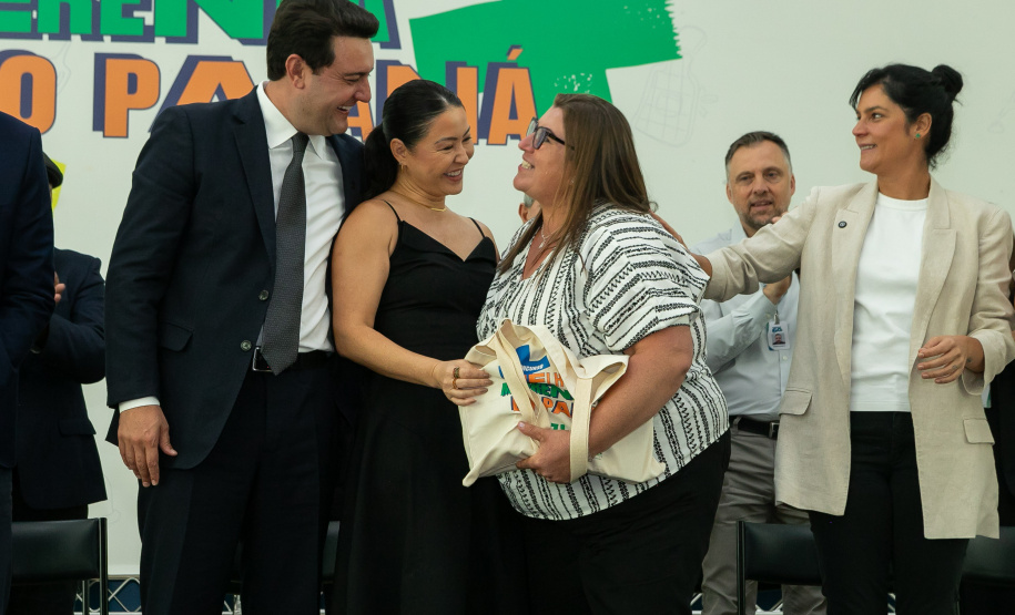 MERENDEIRAS CONCURSO