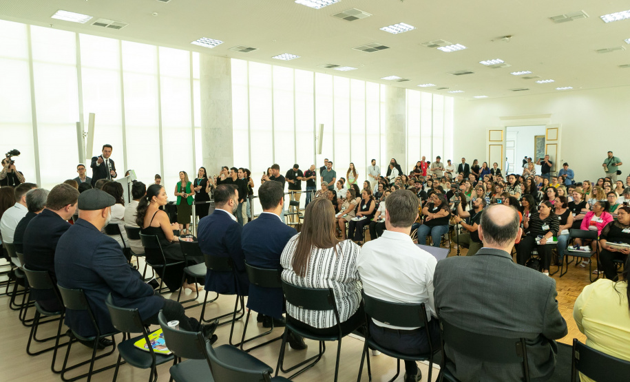 MERENDEIRAS CONCURSO