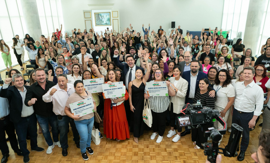 MERENDEIRAS CONCURSO