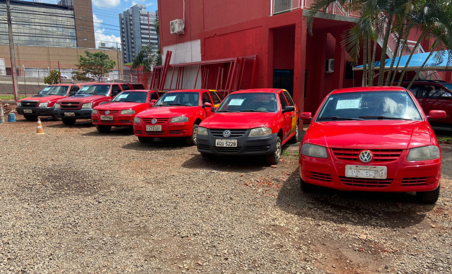Governo do Paraná abre edital para leilão de veículos inservíveis e sucatas