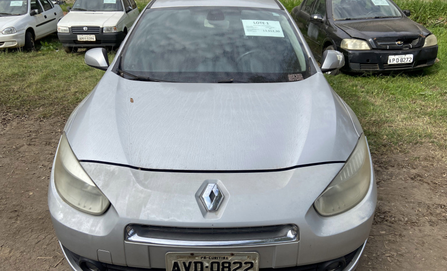 Governo do Paraná abre edital para leilão de veículos inservíveis e sucatas