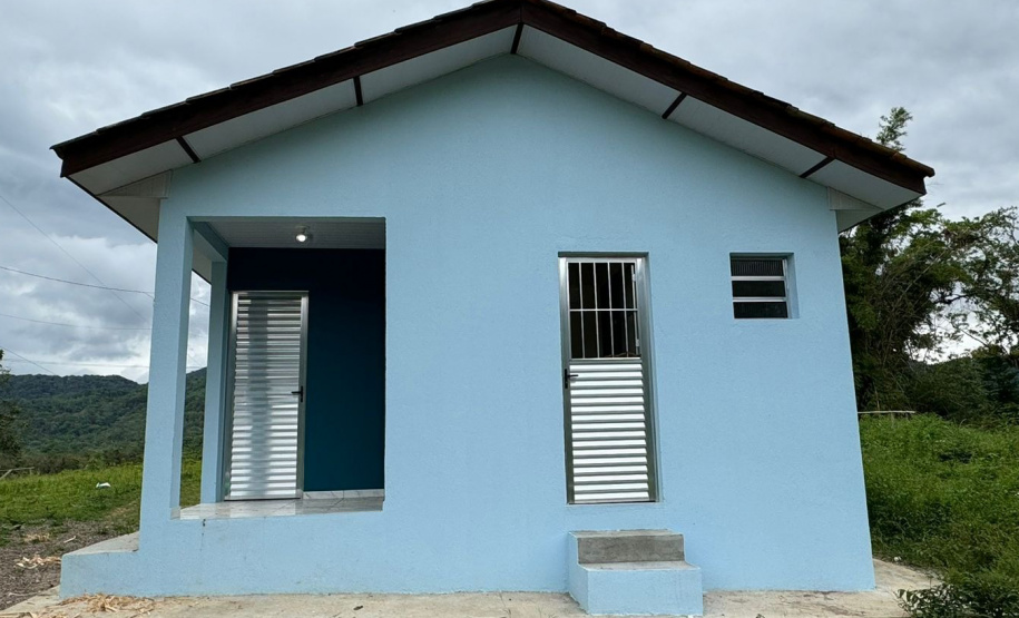 COHAPAR Entrega de moradias para famílias quilombolas de Guaraqueçaba