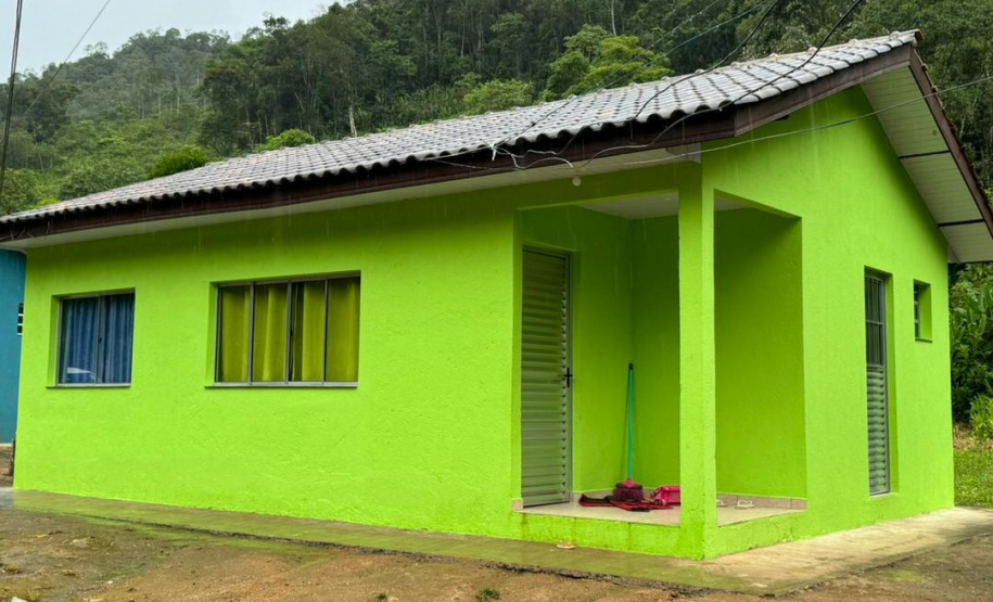 COHAPAR Entrega de moradias para famílias quilombolas de Guaraqueçaba