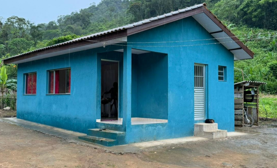 COHAPAR Entrega de moradias para famílias quilombolas de Guaraqueçaba