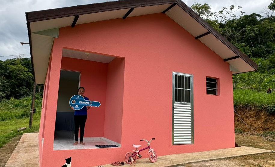 COHAPAR Entrega de moradias para famílias quilombolas de Guaraqueçaba