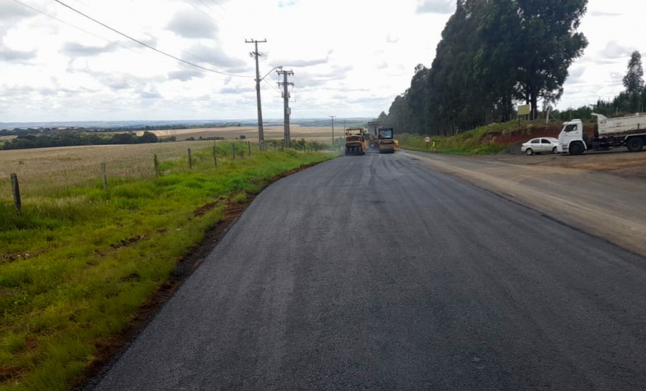 PR-459 conservação do pavimento DER/PR realiza melhorias em rodovia que conecta Pinhão e Reserva do Iguaçu