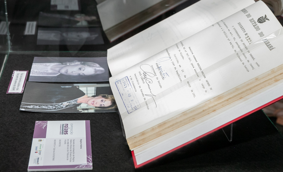 ARQUIVO PÚBLICO EXPO RAÍZES PARANAENSES