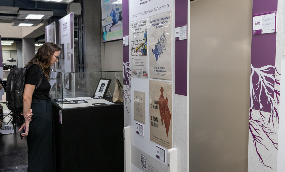 ARQUIVO PÚBLICO EXPO RAÍZES PARANAENSES