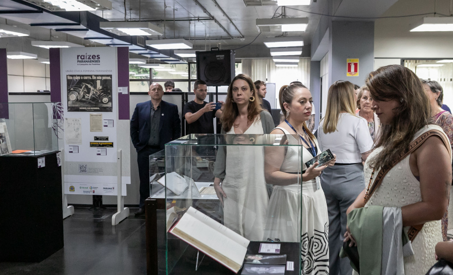 ARQUIVO PÚBLICO EXPO RAÍZES PARANAENSES