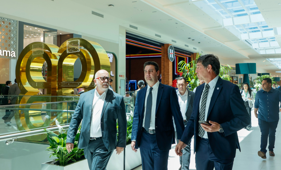 DESCUBRA O EXTRAORDINÁRIO SHOPPING BARIGUI