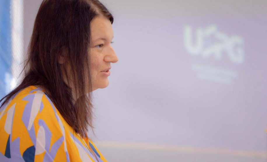 UEPG recebe nova cientista ucraniana para pesquisas