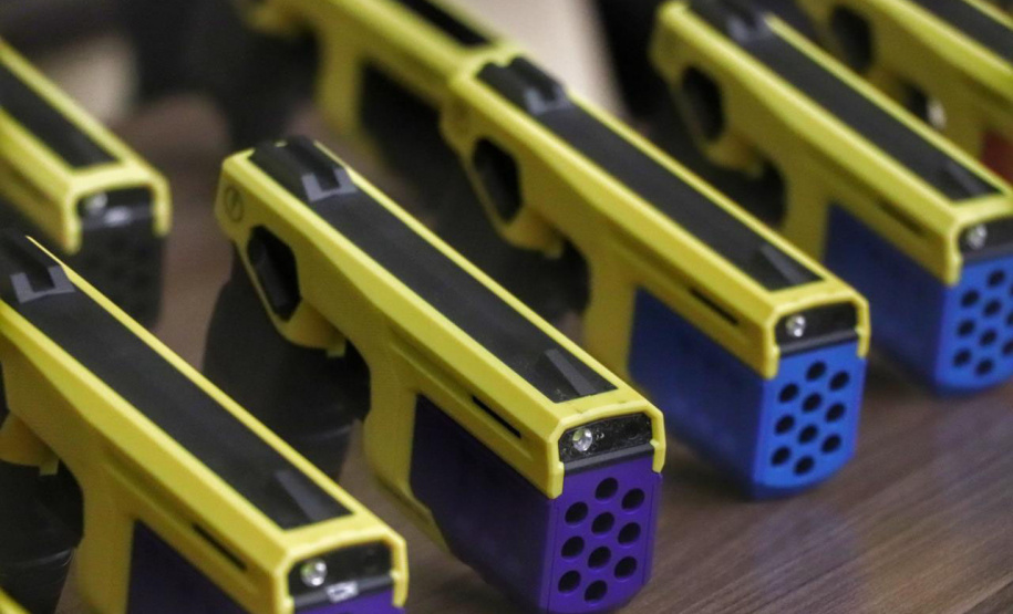 Segurança Pública anuncia compra de armas Taser 10 para as forças de Segurança