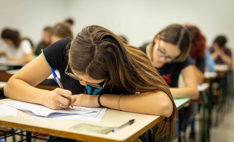 Inscrições para o Vestibular de Verão da UEM terminam nesta terça-feira (19)
