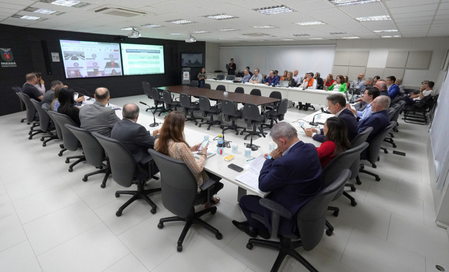 SEPL - Governo do Paraná recebe quarta missão do Banco Mundial e revisão do Paraná Eficiente