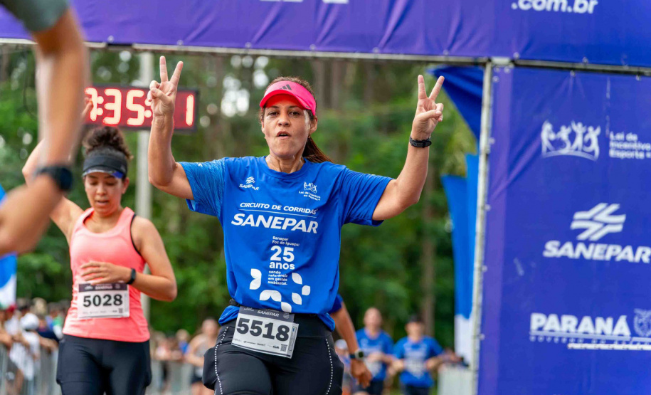 Circuito Corrida de Rua Sanepar e homenagens aos empregados marcam os 25 anos de certificação ISO 14.001 de Foz do Iguaçu