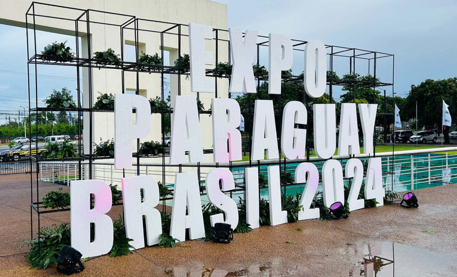 O vice-governador Darci Piana participou nesta quinta e sexta-feira (07 e 08) da 15ª edição da Expo Paraguai Brasil, realizada na sede da Confederação Sul-Americana de Futebol (Conmebol), na cidade de Luque, na Região Metropolitana de Assunção, no Paraguai.