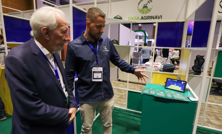 O vice-governador Darci Piana participou nesta quinta e sexta-feira (07 e 08) da 15ª edição da Expo Paraguai Brasil, realizada na sede da Confederação Sul-Americana de Futebol (Conmebol), na cidade de Luque, na Região Metropolitana de Assunção, no Paraguai.