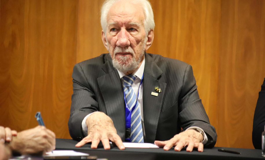 O vice-governador Darci Piana participou nesta quinta e sexta-feira (07 e 08) da 15ª edição da Expo Paraguai Brasil, realizada na sede da Confederação Sul-Americana de Futebol (Conmebol), na cidade de Luque, na Região Metropolitana de Assunção, no Paraguai.