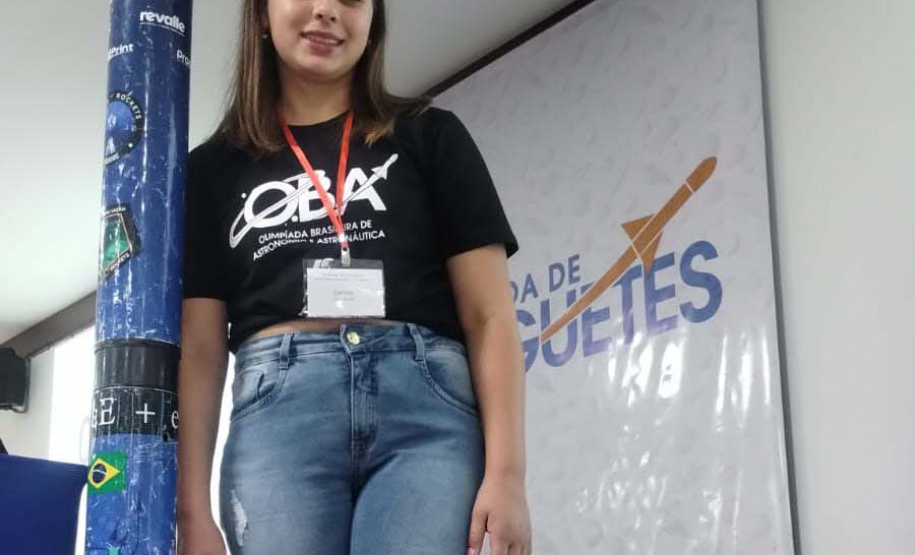 Lançando sonhos: alunos de Campo Magro Conquistam pódio com foguete de garrafas pet