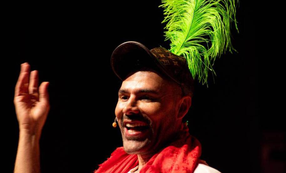 Atazanado: Rodrigo Sant’Anna traz novo show de humor para Curitiba