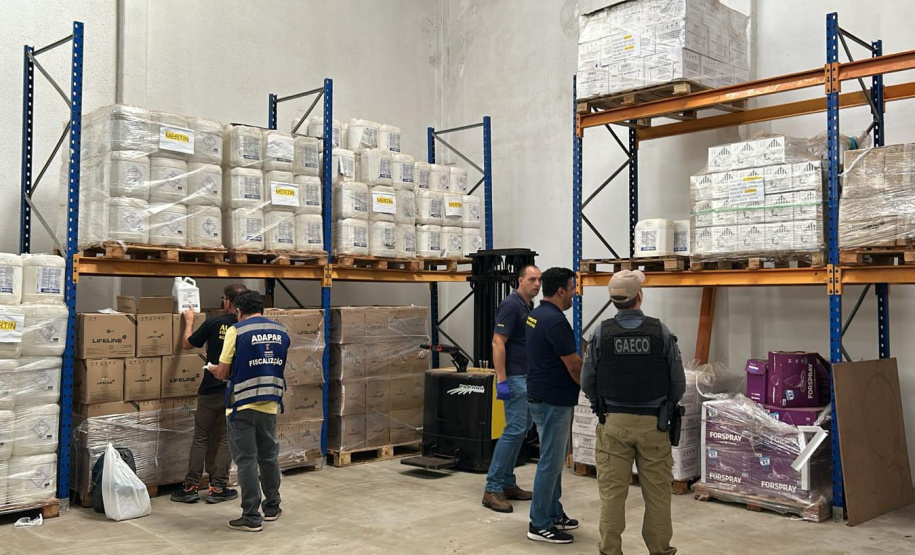 Adapar apoia operação do Gaeco contra venda irregular de agrotóxicos em Cascavel