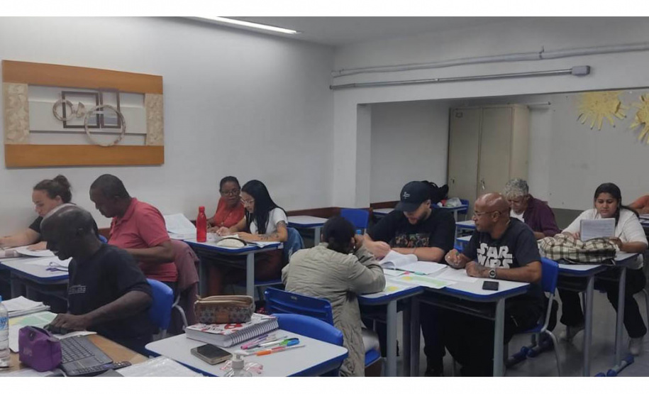 CEEBJA de Londrina celebra 40 anos de inclusão e qualidade educacional