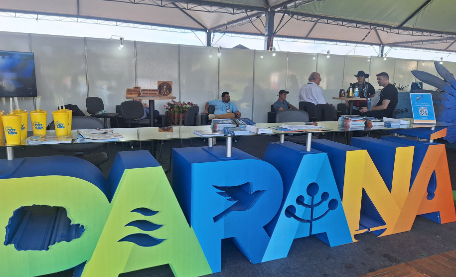 Com expositores, produtos e novos mapas, Turismo inaugura estande na Foz Internacional Boat Show