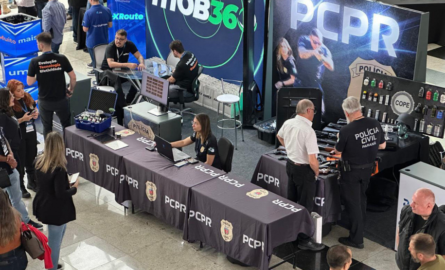 PCPR na Comunidade leva serviços de polícia judiciária e orientações a mais de 2,5 mil pessoas em Morretes, Curitiba e Pinhais