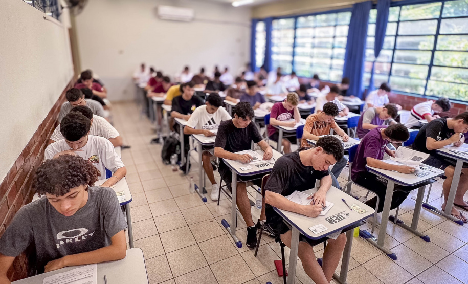 UEM PAS GABARITOS PROVISÓRIOS