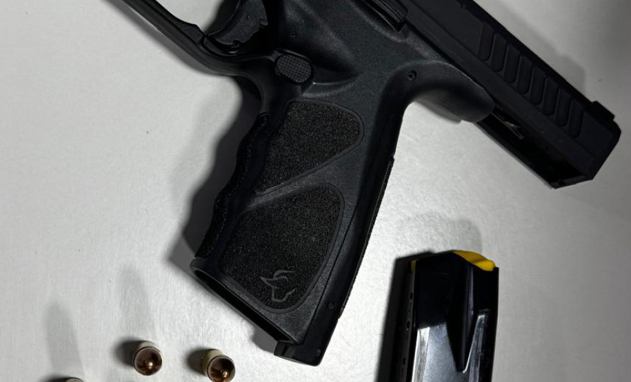 PCPR apreende caminhão furtado com 1,5 mil litros de combustível ilegal e prende dois homens em Curitiba