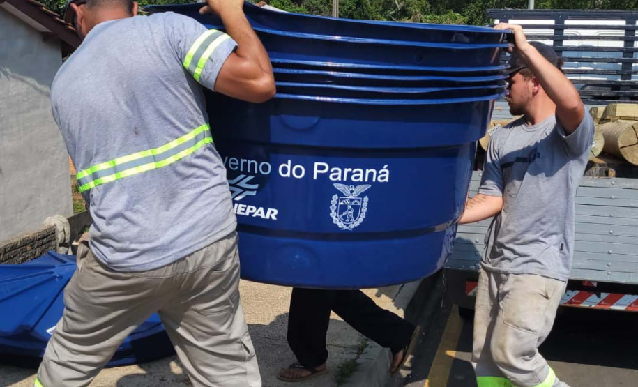 Sanepar orienta moradores de Foz do Iguaçu sobre o programa Caixa D´Água Boa
