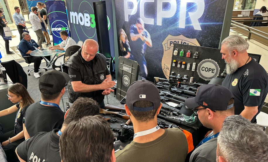 PCPR na Comunidade leva serviços de polícia judiciária e orientações a mais de 2,5 mil pessoas em Morretes, Curitiba e Pinhais