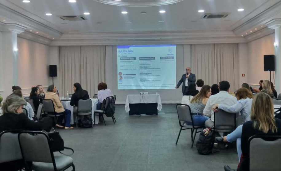 PlanificaSUS Paraná promove encontro para compartilhar resultados de 2024 e planejar novas ações em 2025