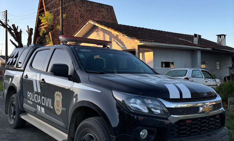 PCPR e PMPR prendem quatro pessoas durante operação contra o tráfico de drogas em Rio Azul