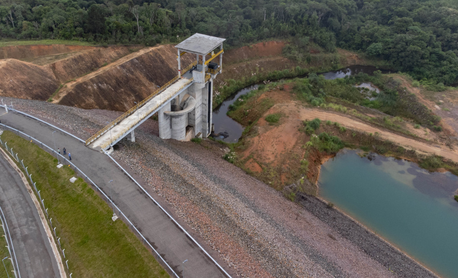 Governador autoriza início das obras da última etapa da Barragem do Miringuava
