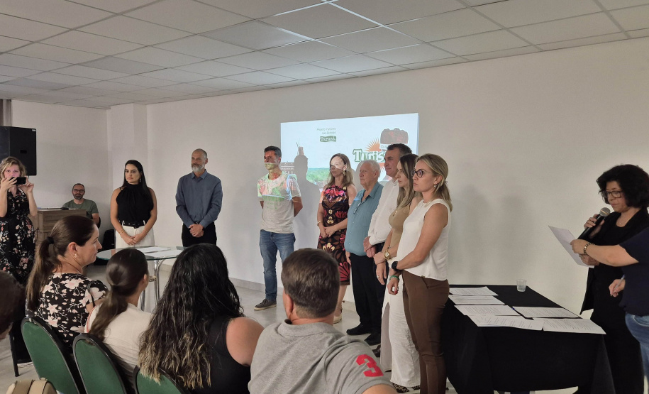 Com início em 2025, Estado oficializa projeto Turismo na Escola em municípios dos Campos Gerais