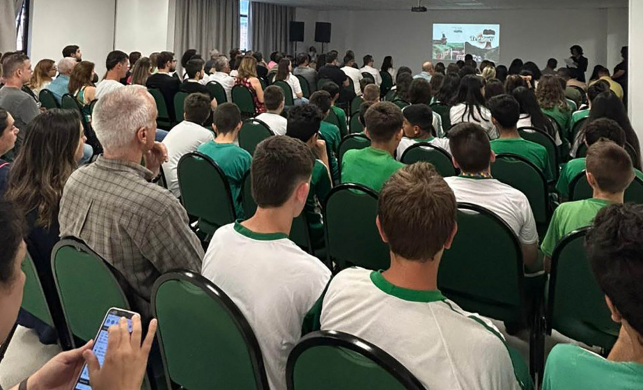 Com início em 2025, Estado oficializa projeto Turismo na Escola em municípios dos Campos Gerais