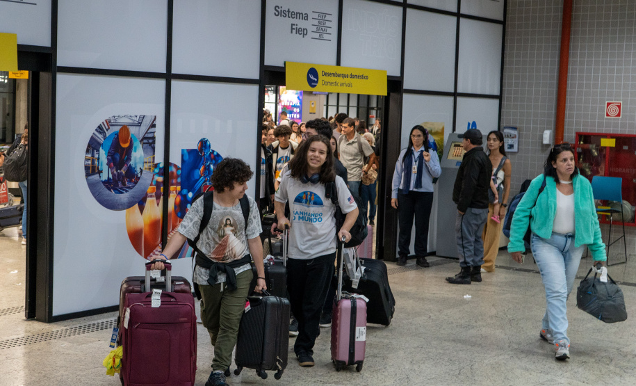 Ganhando o Mundo: últimos intercambistas começam a chegar com mala cheia de experiências