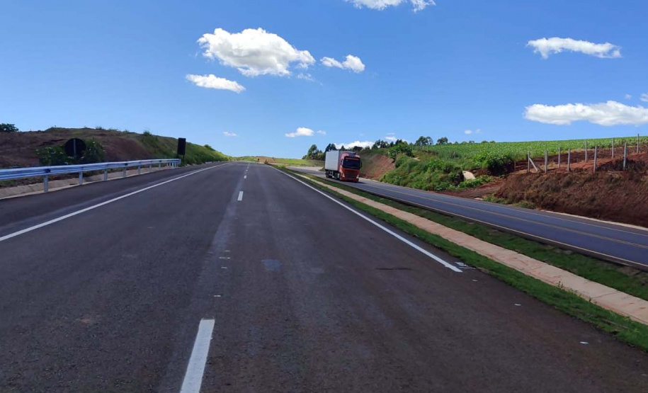 Duplicação PR-445 km Duplicação da PR-445 entre Mauá da Serra e Lerroville tem novo trecho liberado