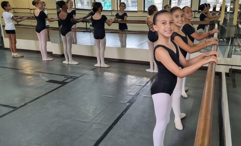 Escola de Dança Teatro Guaíra recebeu 173 inscrições para 2025