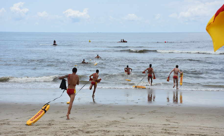 Bombeiros garantem atrações esportivas no Verão Maior Paraná