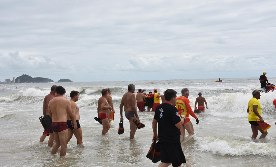 Bombeiros garantem atrações esportivas no Verão Maior Paraná