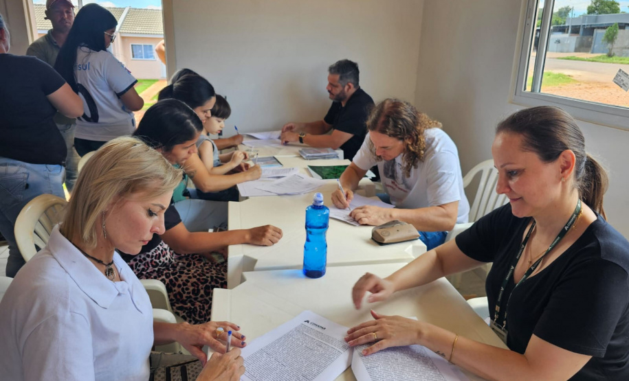 COHAPAR - Entrega de casas em Foz do Iguaçu