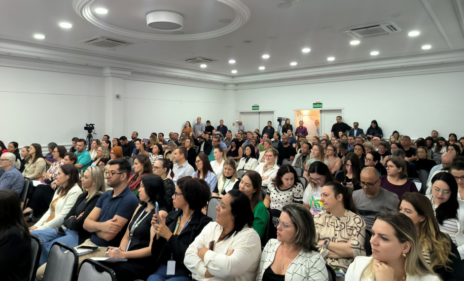 Paraná reforça capacitação em salas de vacinação e amplia Telessaúde para mais de 180 municípios