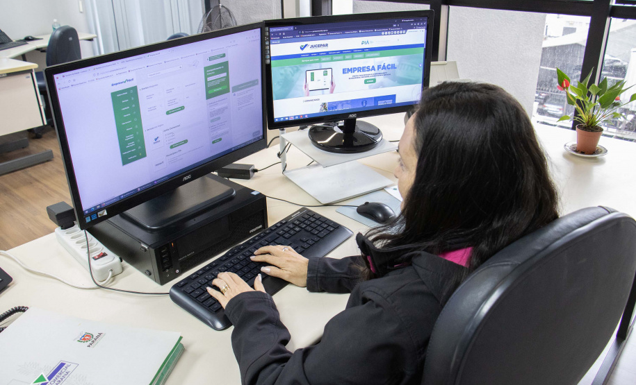 Paraná alcança marca inédita no tempo para abertura de empresas em 2024
